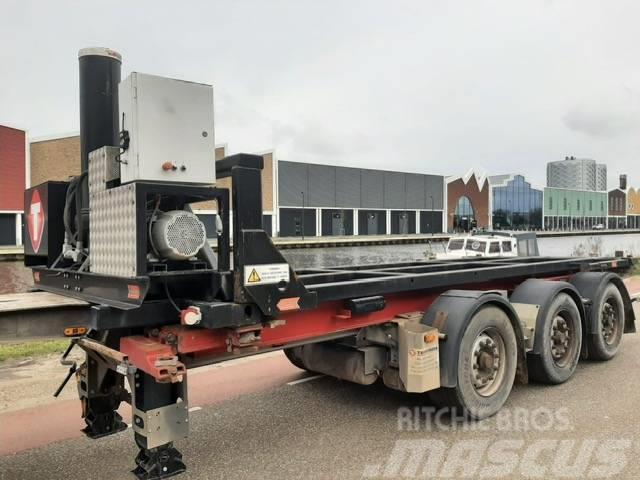 Renders met Vako containerkieper systeem / self support Semi-trailer med chassis