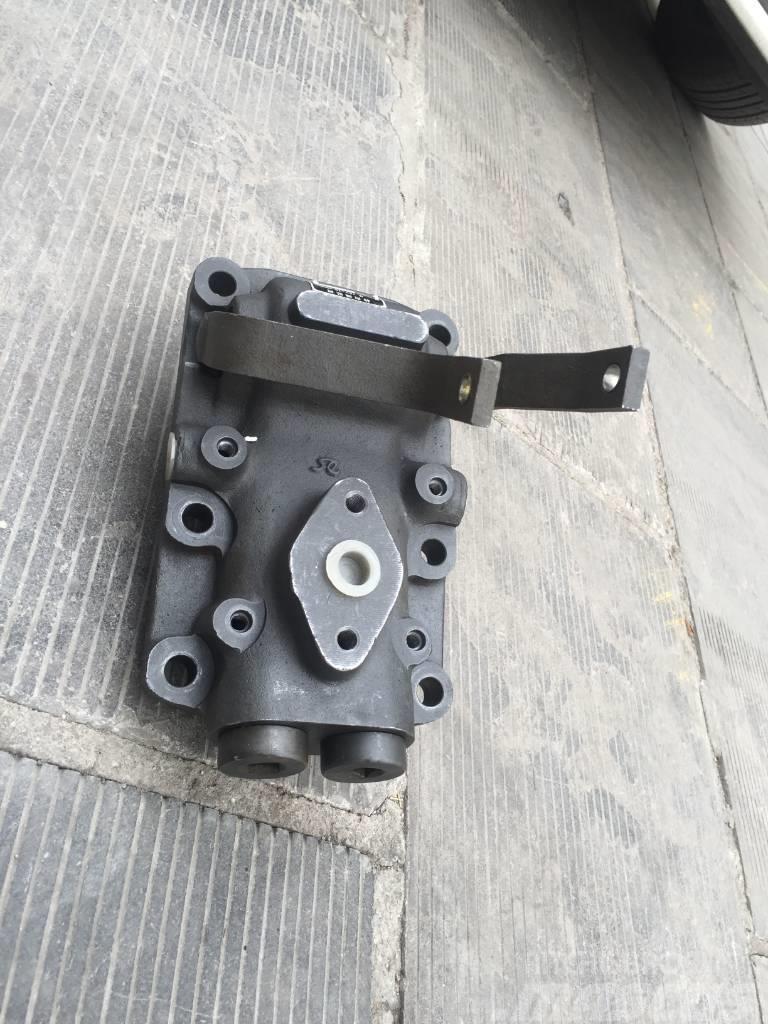Shantui SD16 steering valve assy 16Y-76-22000 Gear