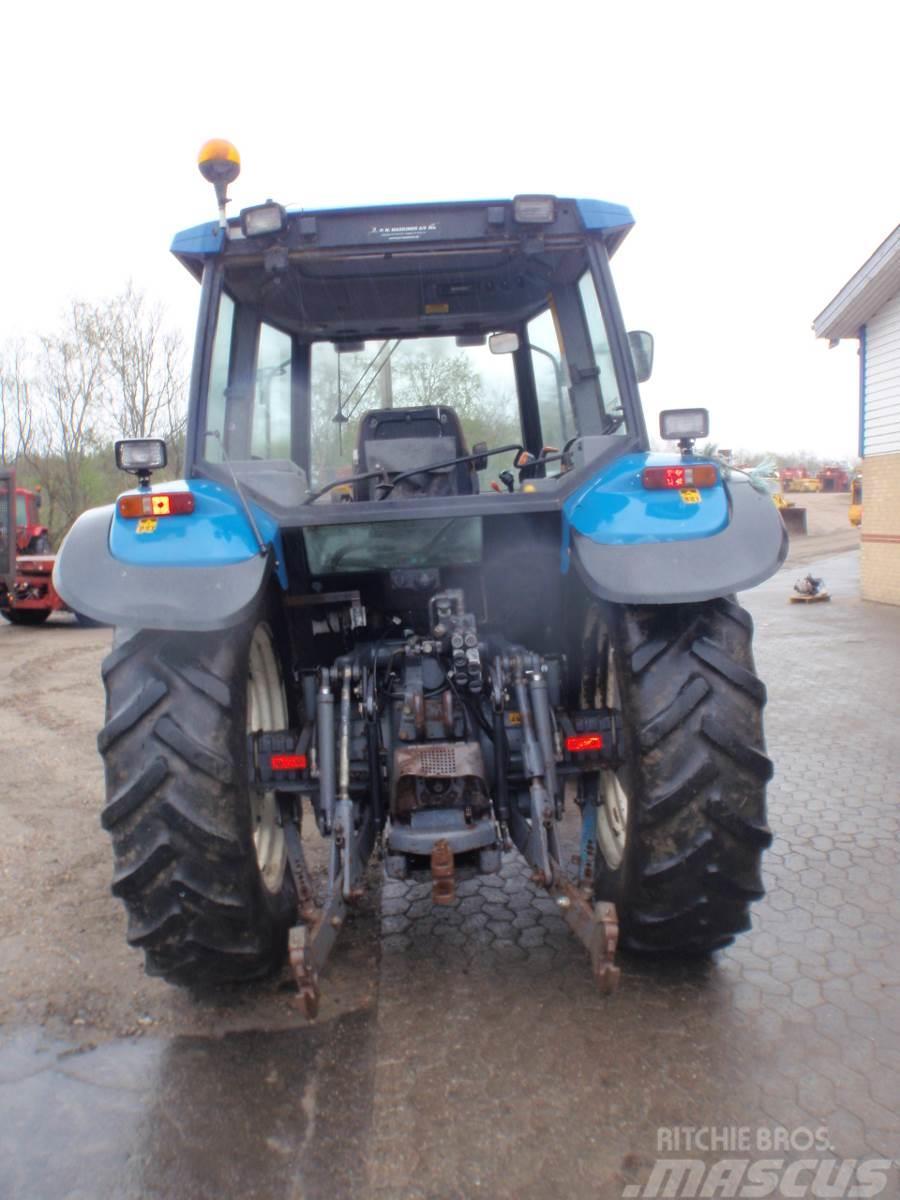 New Holland 7840 Traktorer