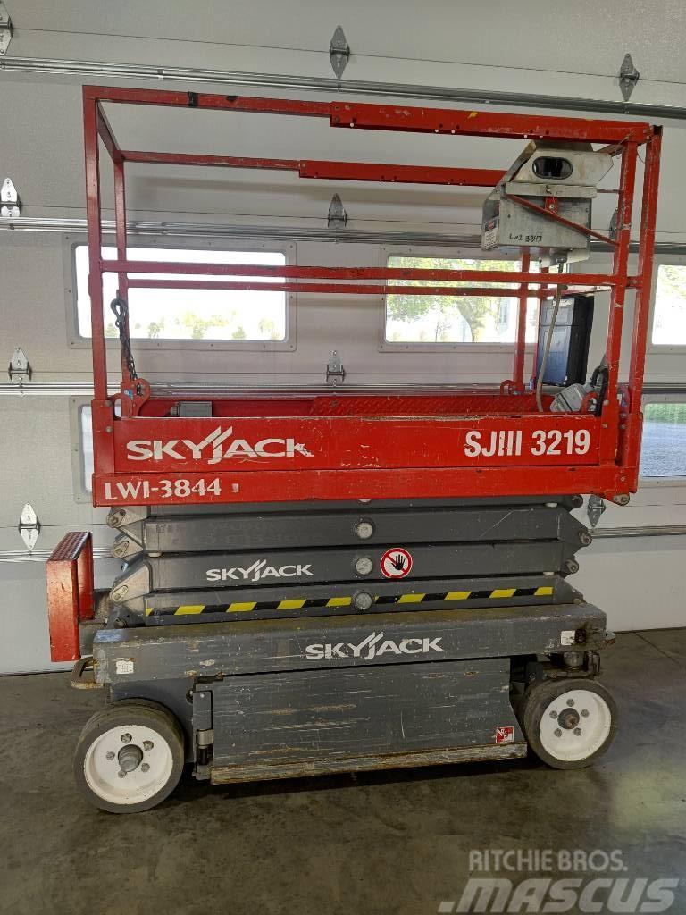 SkyJack SJ III 3219 Saxlifte