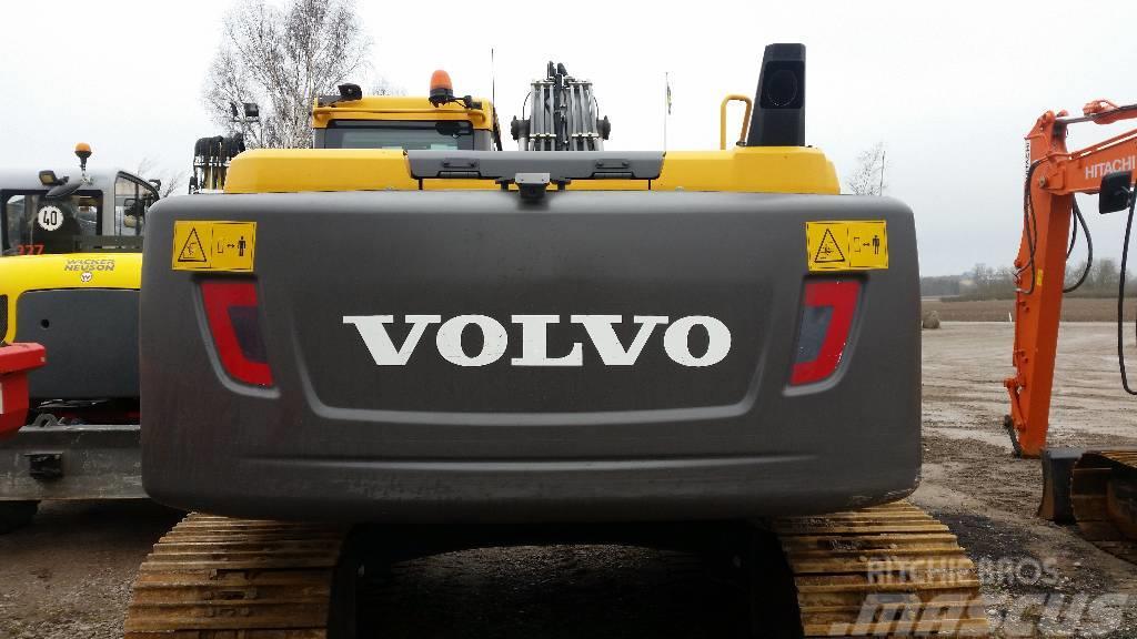 Volvo EC 300 E , Uthyres Gravemaskiner på larvebånd