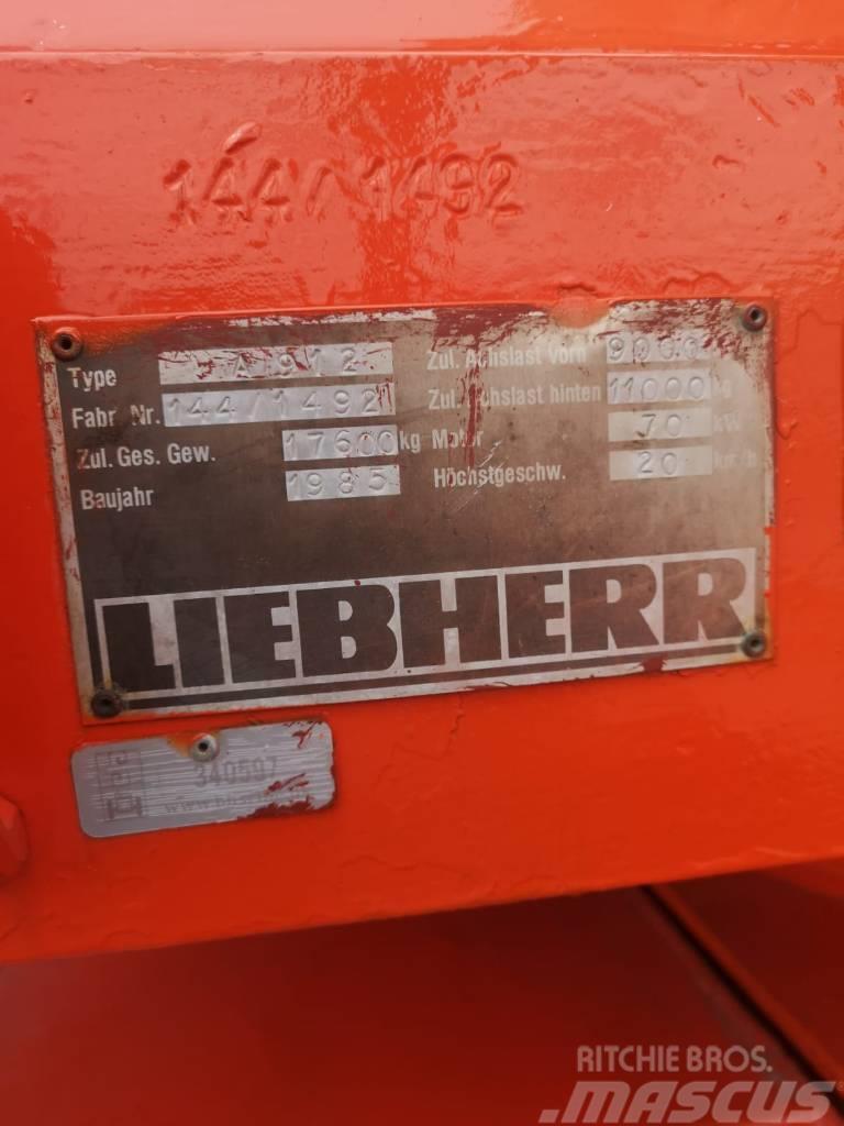 Liebherr A 912 Gravemaskiner på hjul