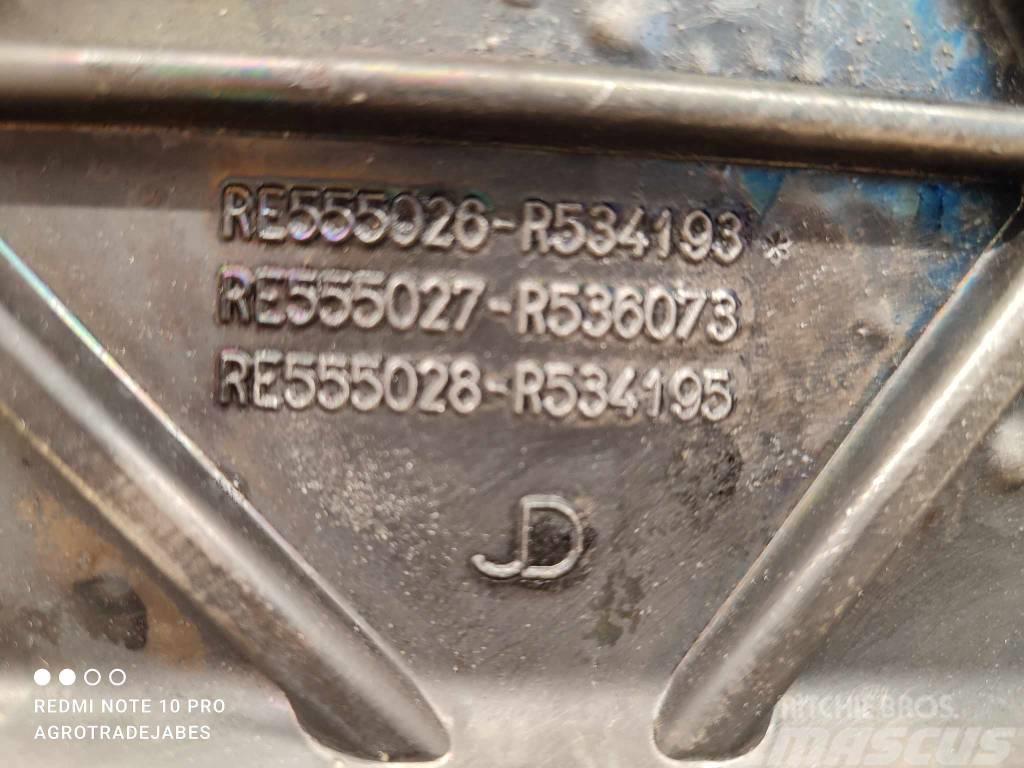 John Deere 6155R (R534105)  valve cover Motorer