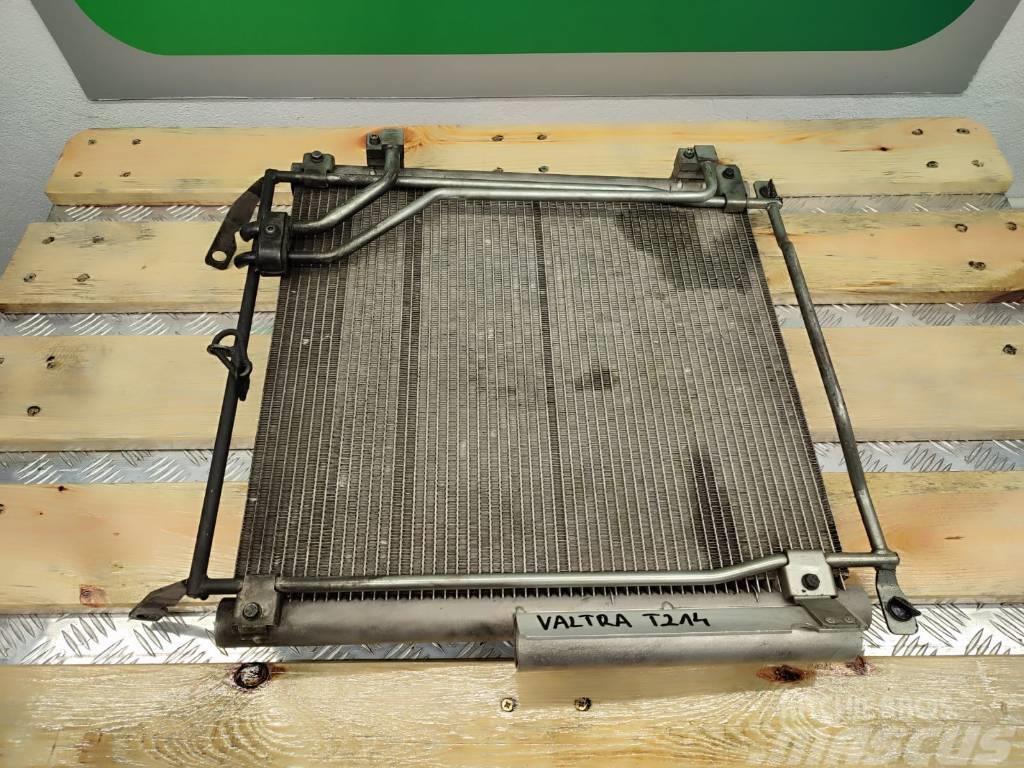 Valtra T214 Air conditioning radiator condenser 84485540B Radiatorer
