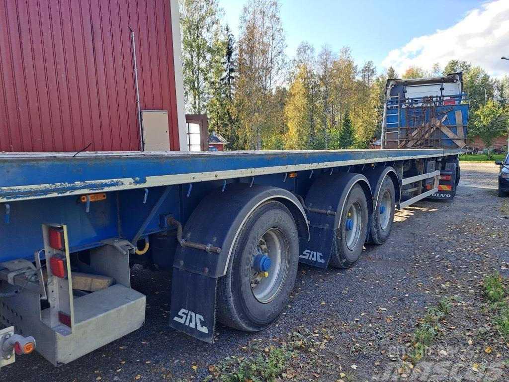 SDC jatkettava puoliperävaunu Semi-trailer med lad/flatbed