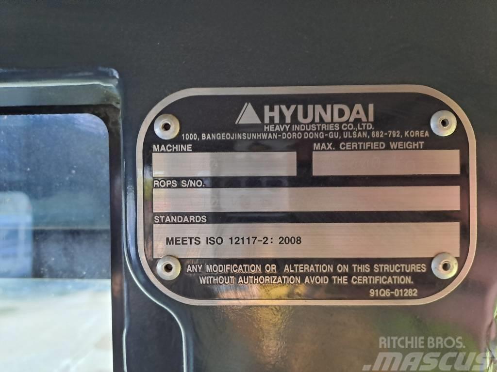 Hyundai HX140W Gravemaskiner på hjul