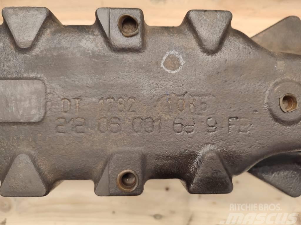 New Holland Bridge scabbard 21206001689 New Holland LM 435 Chassis og suspension