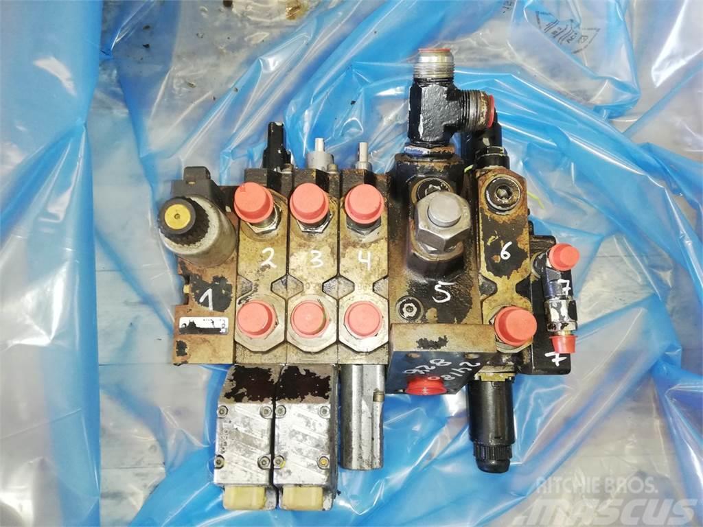 Massey Ferguson 8240 Remote control valve Hydraulik