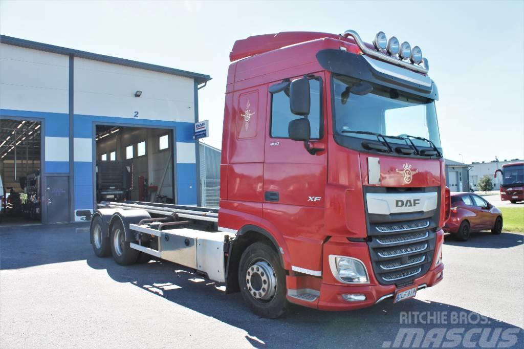 DAF XF 480 FAS 6x2 Lastbiler med containerramme / veksellad