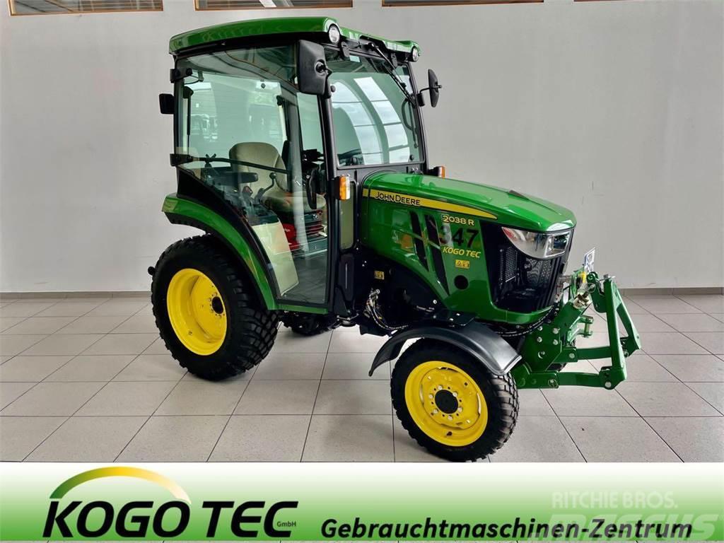 John Deere 2038R Kompakte traktorer