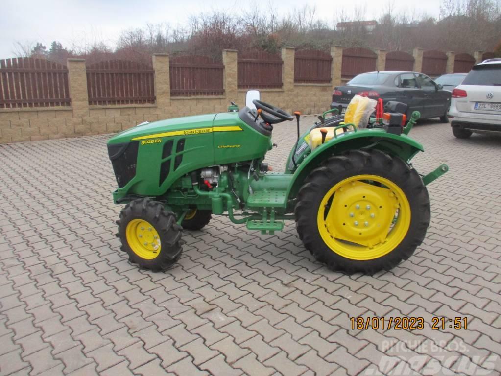 John Deere 3028 Traktorer