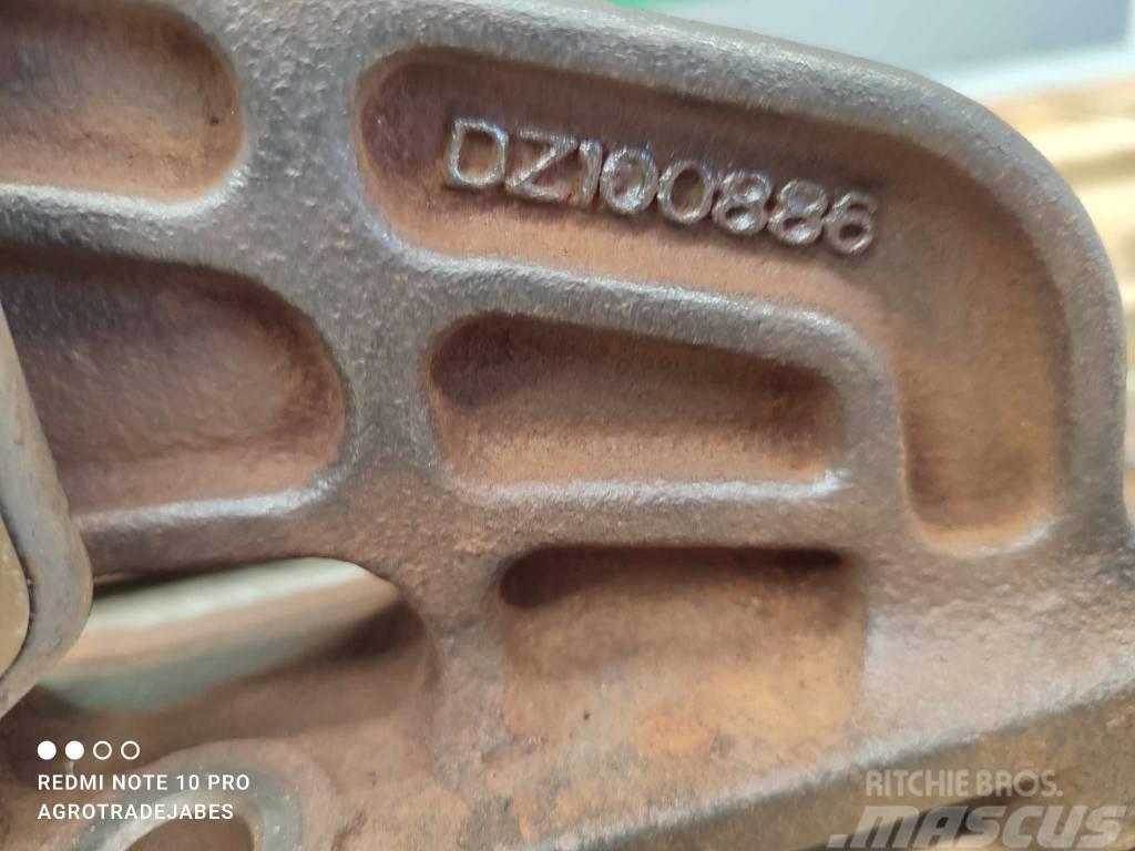 John Deere 6155R (DZ100885) bracket Motorer