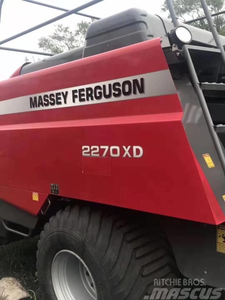 Massey Ferguson 2270 XD Pressere til firkantede baller