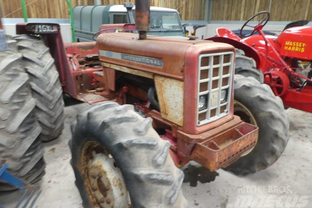 IH 674 4wd Traktorer