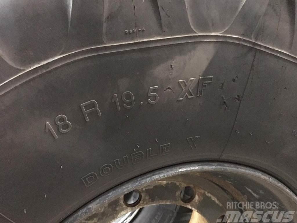 JCB 18 R 19.5 XF tyres Dæk, hjul og fælge