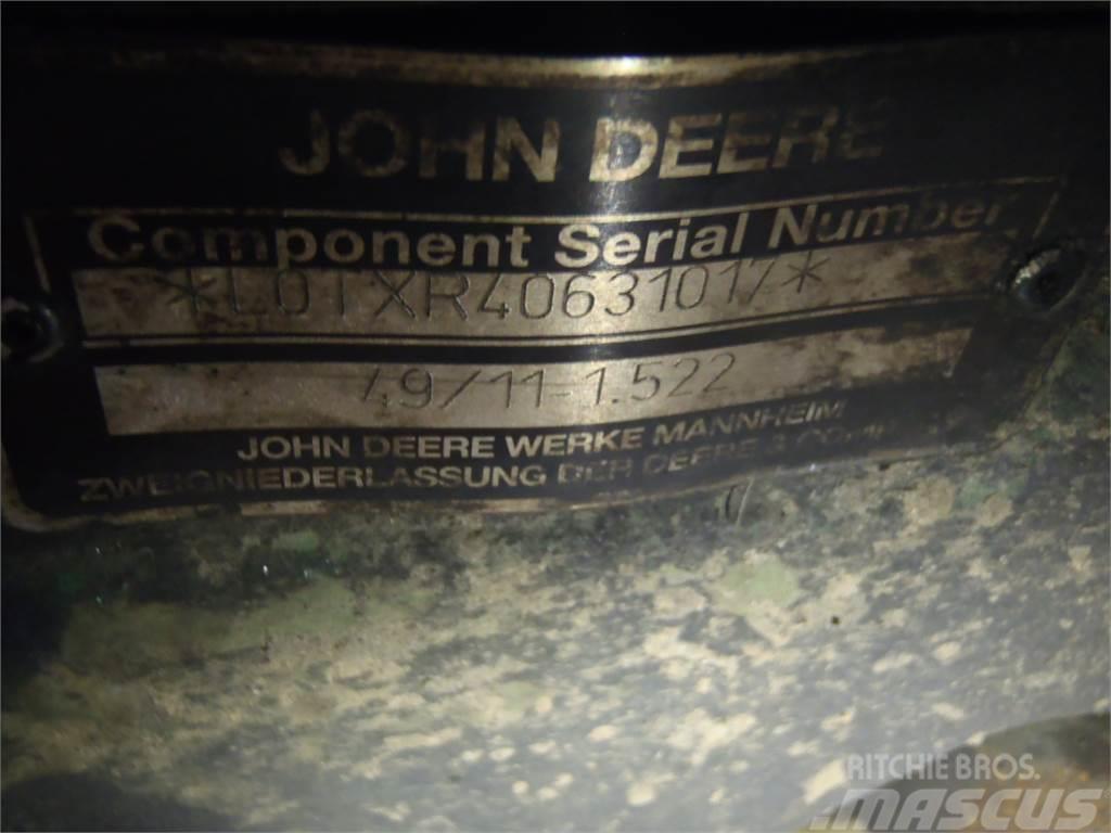 John Deere 6125 R Rear Transmission Gear