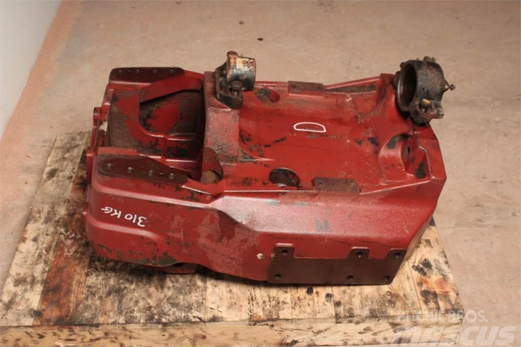 Case IH MXM130 Front axle support Chassis og suspension