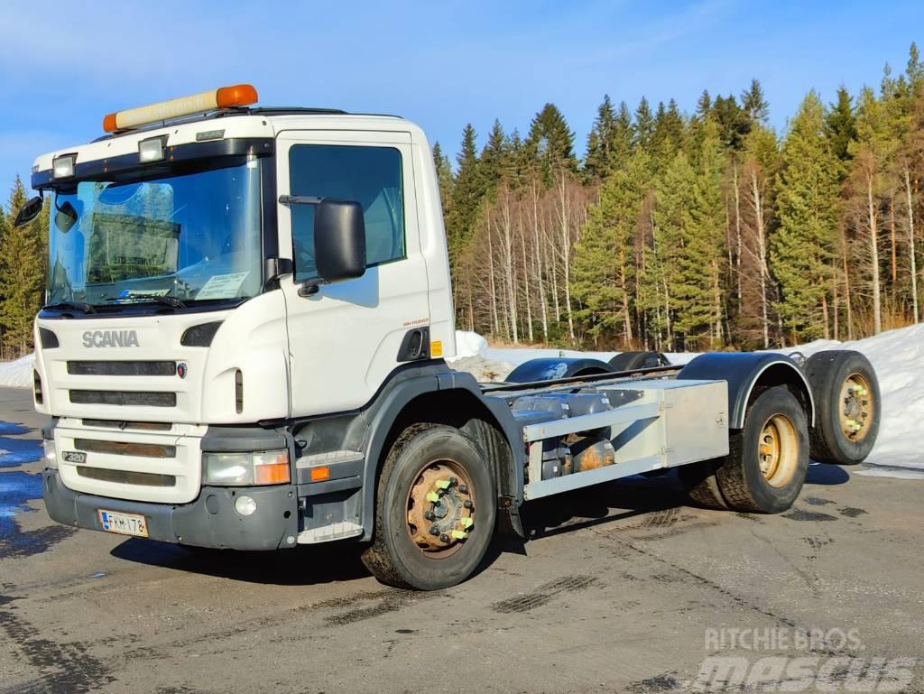 Scania P 320 Chassis