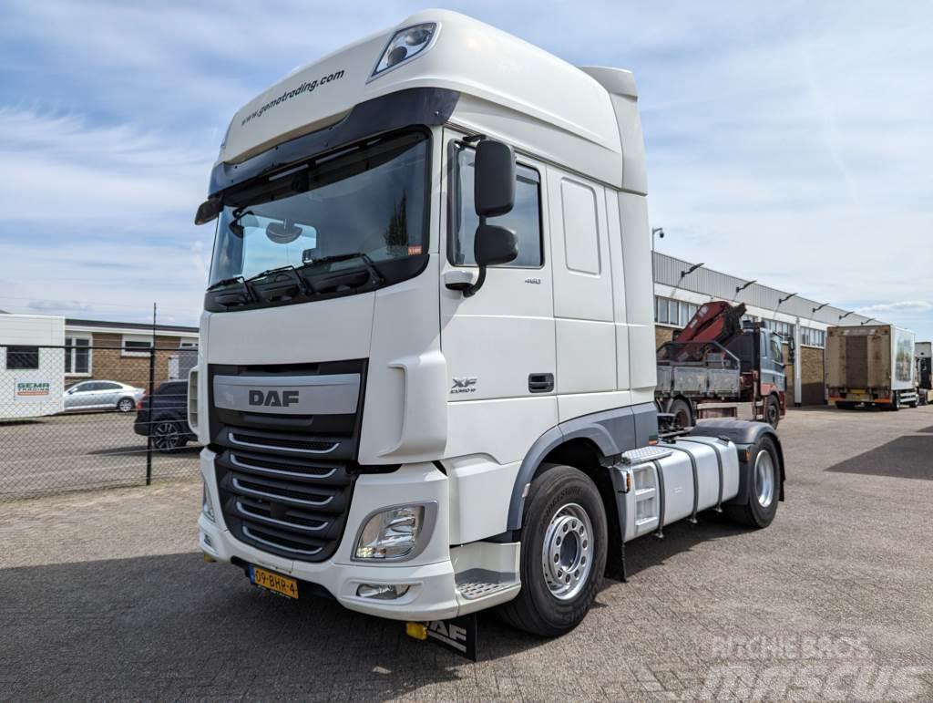 DAF FT XF460 4x2 Superspacecab Euro6 - Double Tanks - Trækkere
