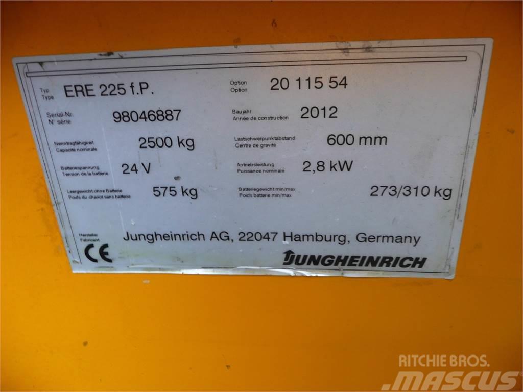 Jungheinrich ERE 225 El-palleløftere med platform