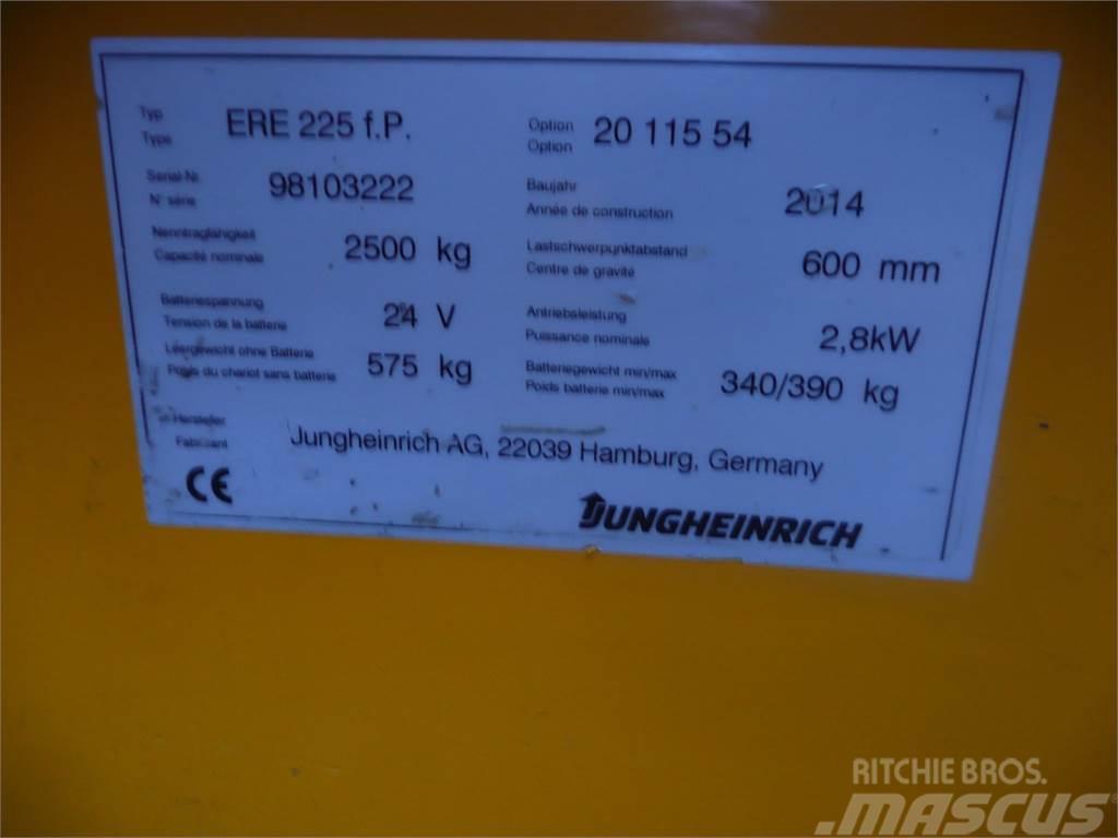Jungheinrich ERE 225 El-palleløftere med platform