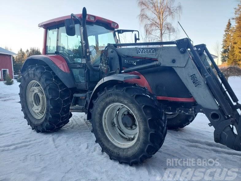 Valtra T120 Traktorer