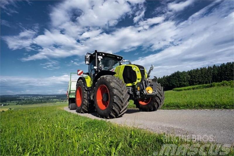 CLAAS ARION 650 CIS+ Traktorer