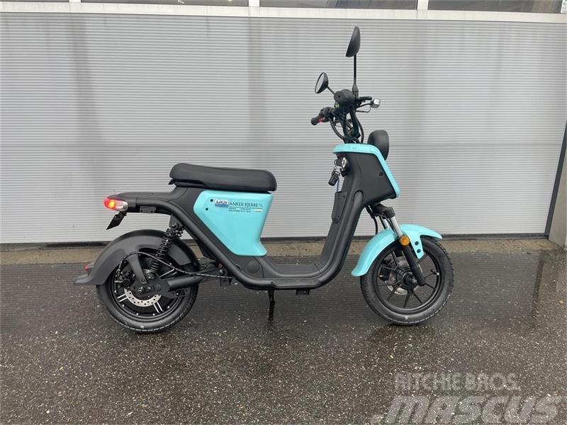  Niu  Uqi Sport 30 km/t el scooter fabriksny Biler