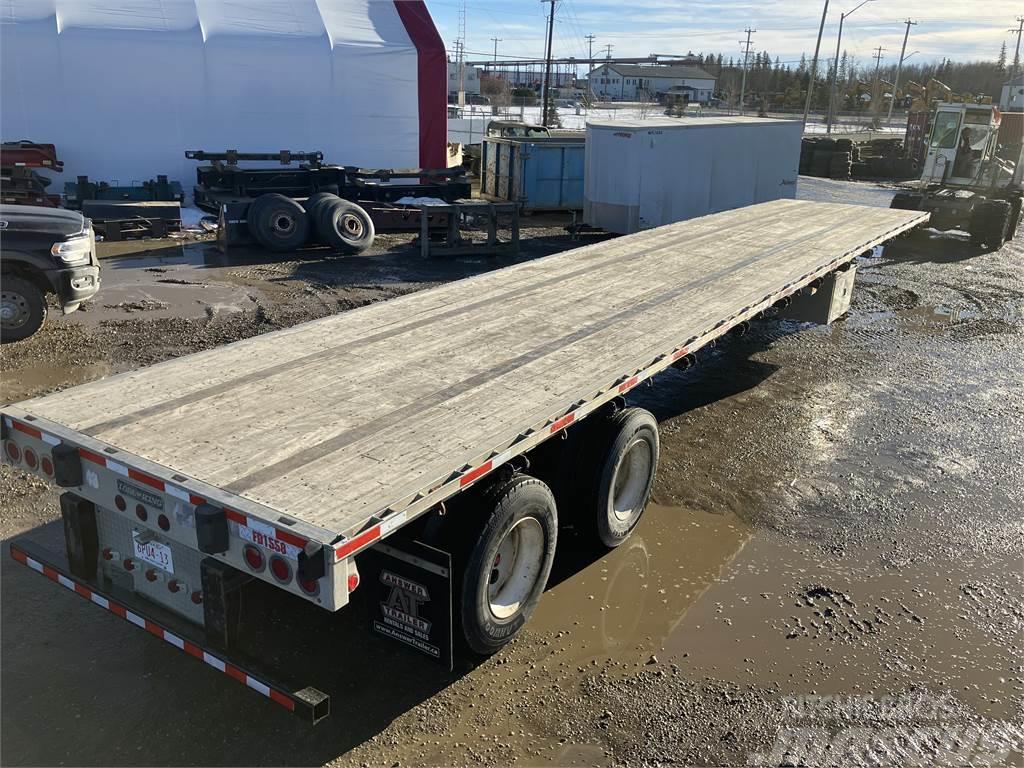 Lode King 48' Tandem Flat Deck/Highboy Flatbed Steel/Aluminu Semi-trailer med lad/flatbed