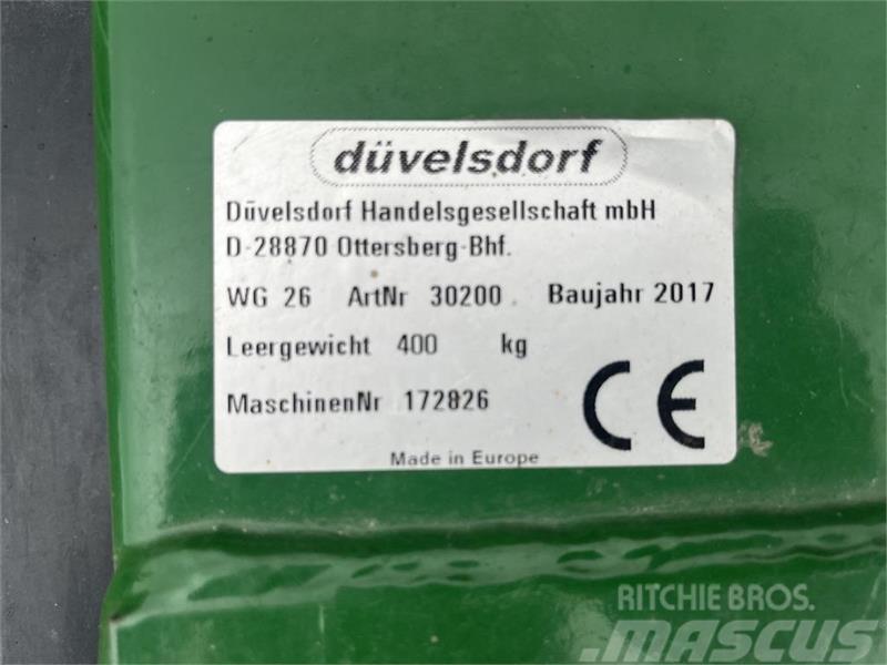 Düvelsdorf 2 M GRÆSMARKS-AFPUDSER Græsslåmaskiner