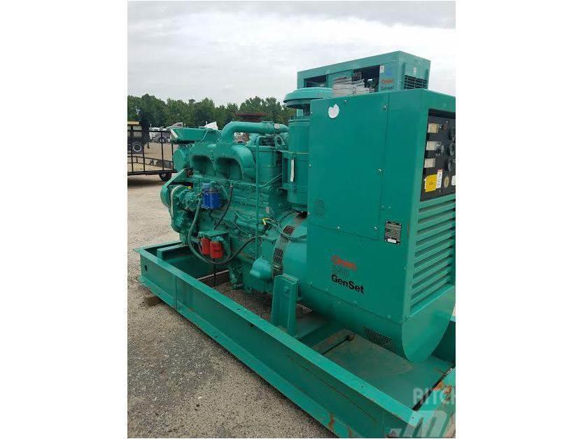 Onan 250 KW Andre generatorer