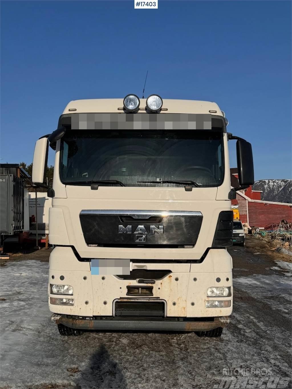MAN TGX 35.480 8x4 flatbed truck w/ driving bridges Lastbil med lad/Flatbed