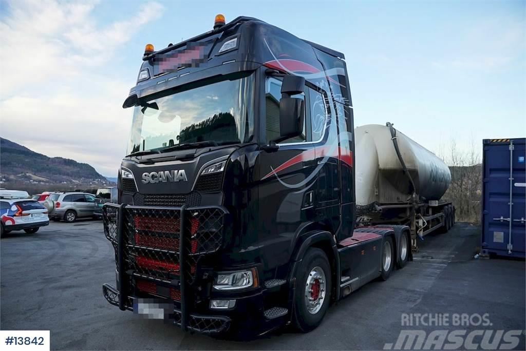 Scania S730 6x4 Truck Trækkere