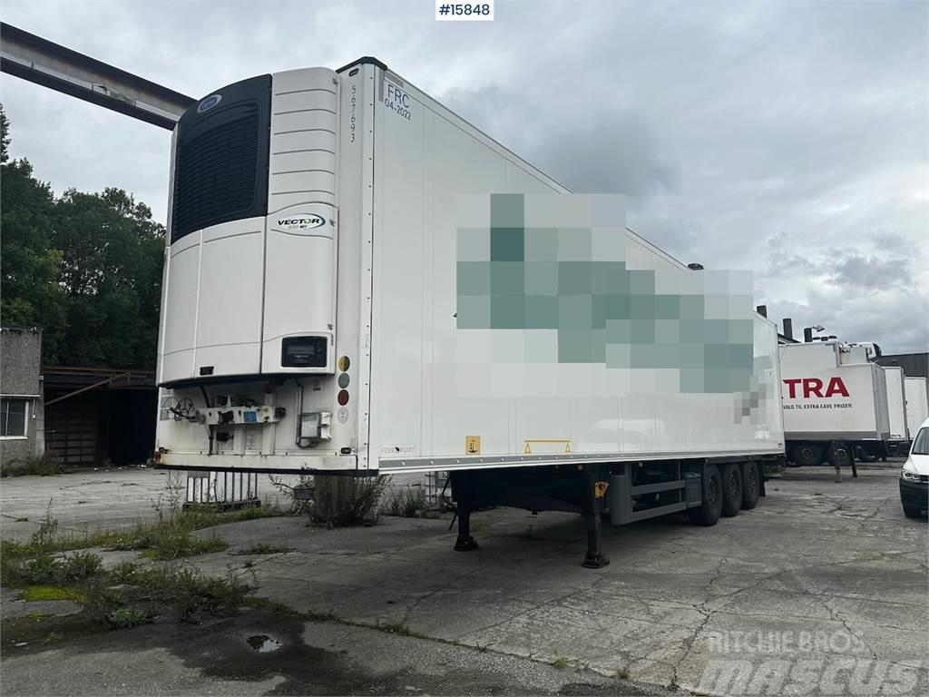 Schmitz Cargobull Thermotrolley w/ Carrier unit. Andre Semi-trailere
