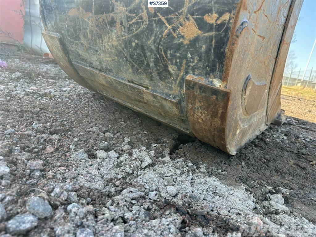 CAT 307.5 Excavator with Rototilt and Tools (SEE VIDE Gravemaskiner på larvebånd