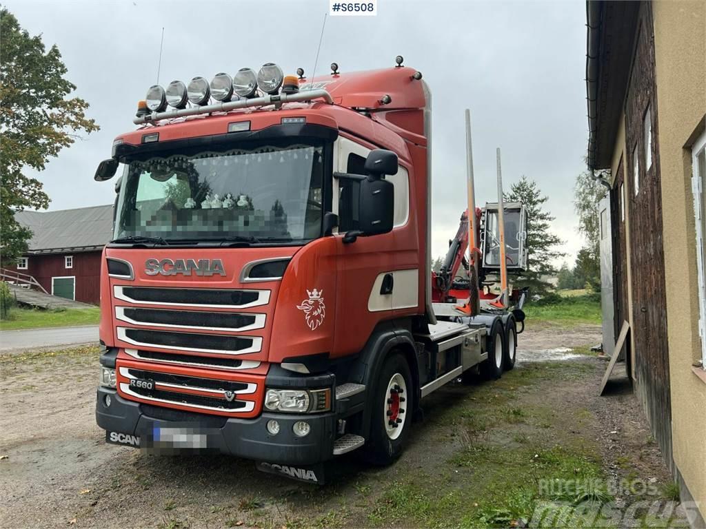 Scania R560 Timber Truck with trailer and crane Tømmertransport