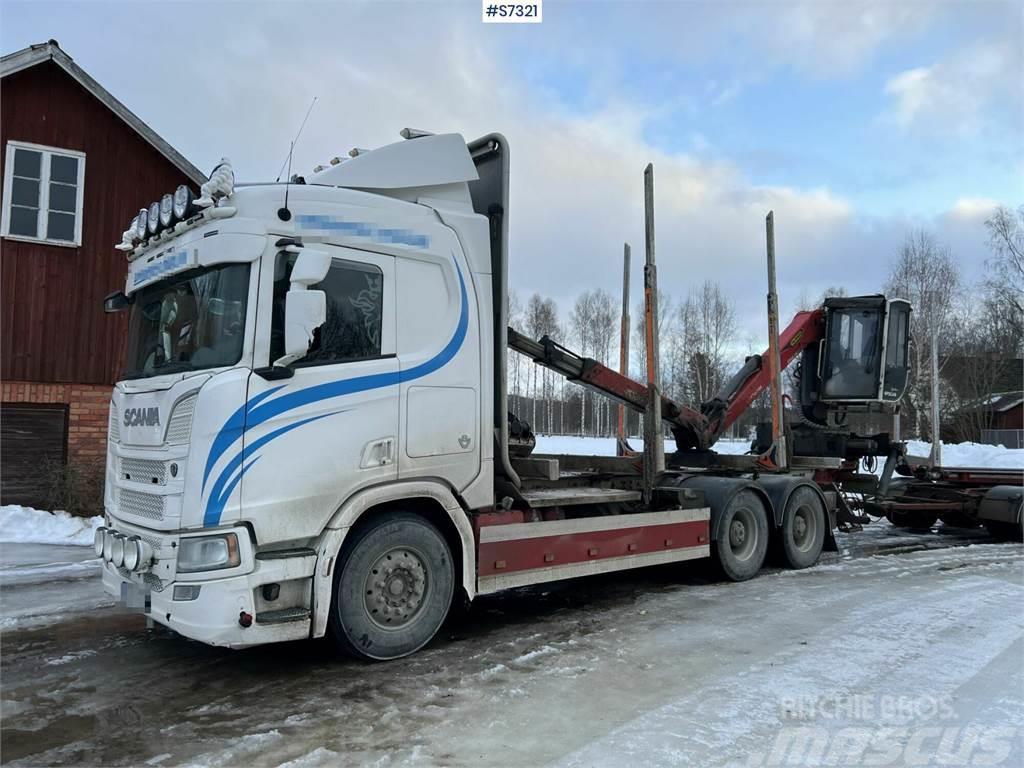 Scania R650 Timber truck with wagon and crane Tømmertransport