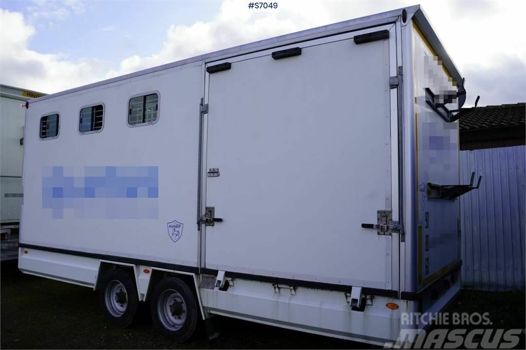  VANS BARBOT Specialbyggd hästtransport Lastbiler til dyretransport