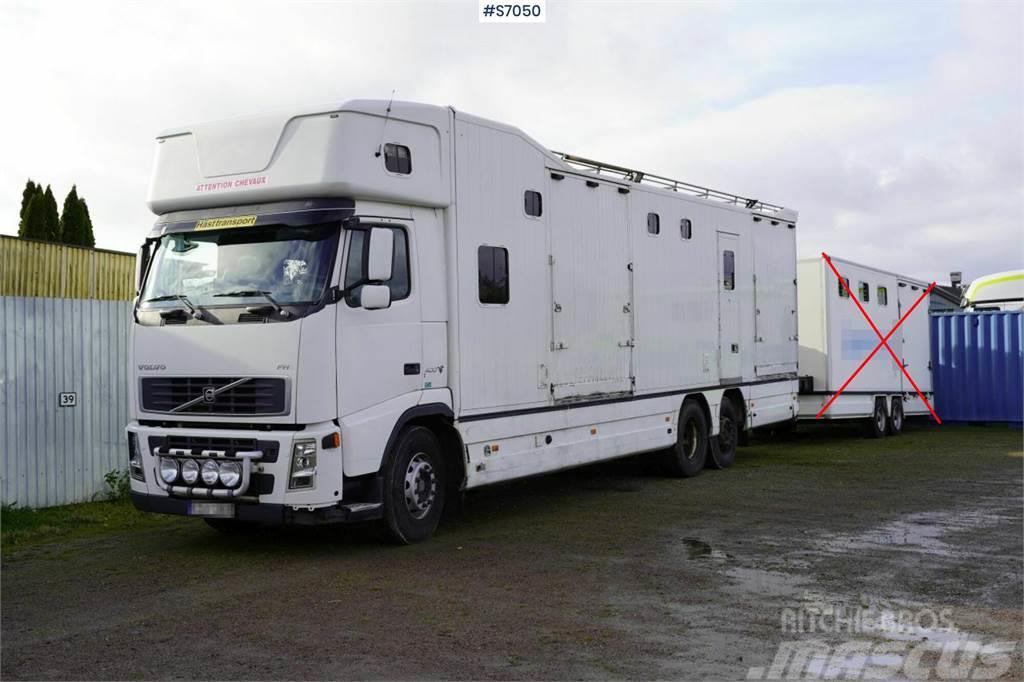 Volvo FH 400 6*2 Horse transport with room for 9 horses Lastbiler til dyretransport