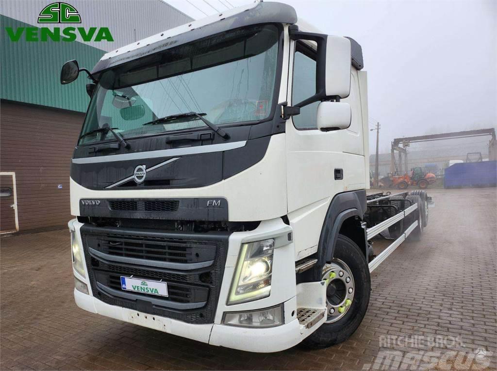 Volvo FM 460 6x2 Chassis