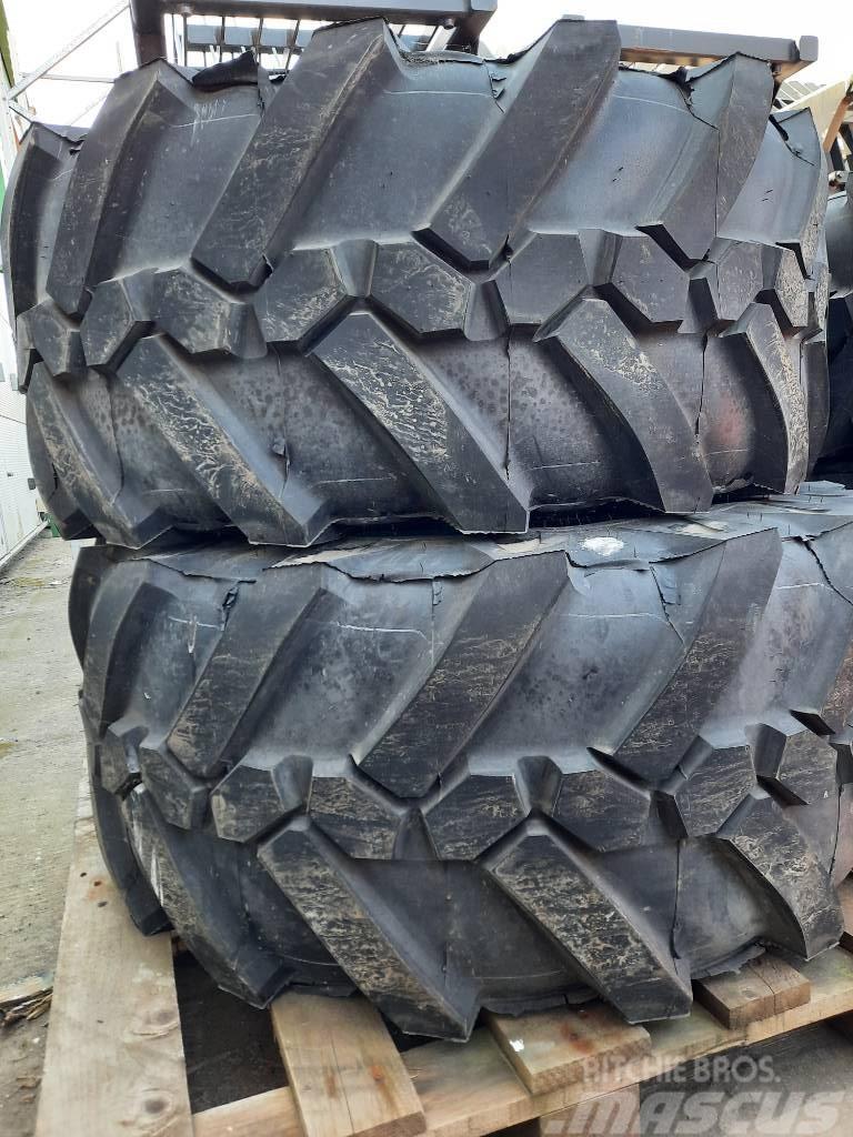 Michelin XF Tyres & Rims (set of 4) Gravemaskiner på hjul