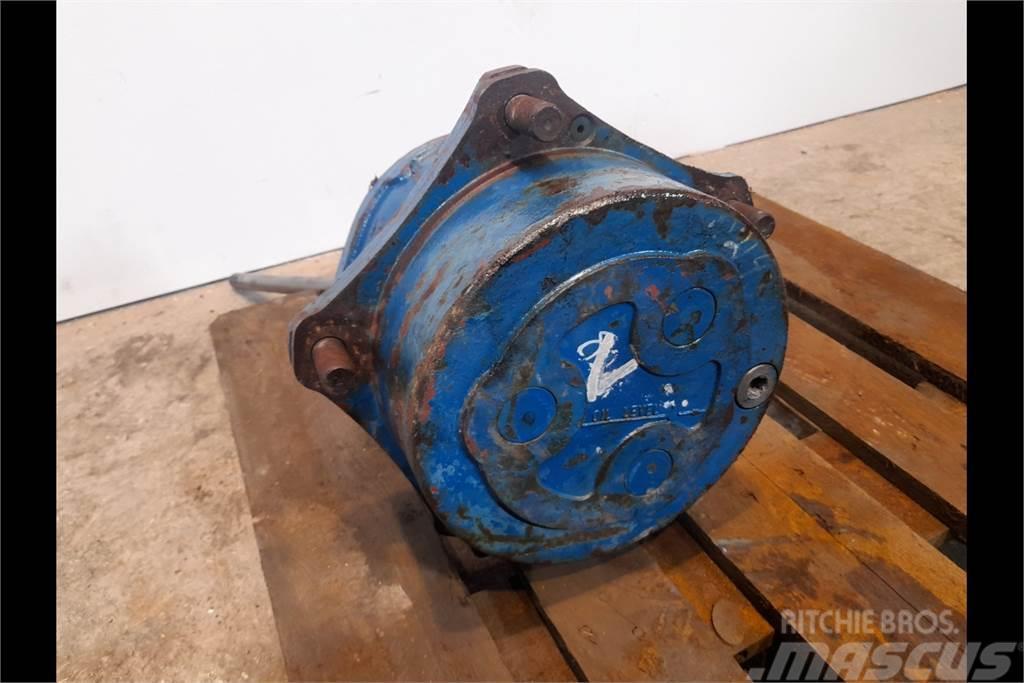 New Holland 8240 Front axle final drive Gear
