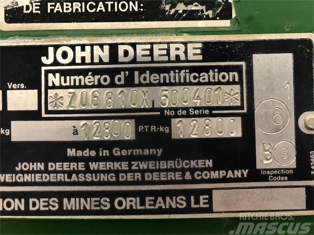 John Deere 6810 Grønthøster