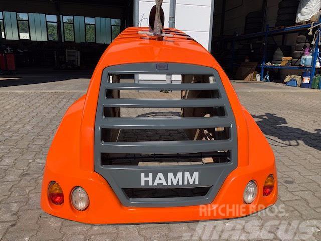 Hamm H13 H16 Motorhaube Chassis og suspension