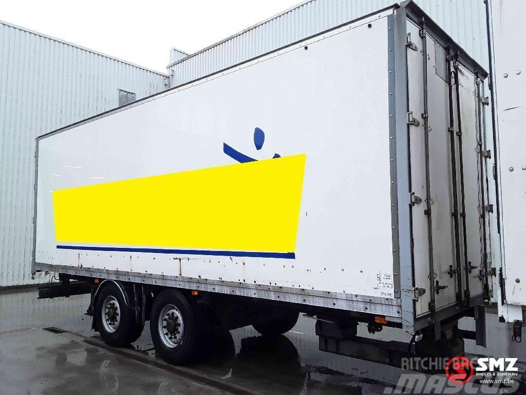Samro SR 334 Semi-trailer med fast kasse