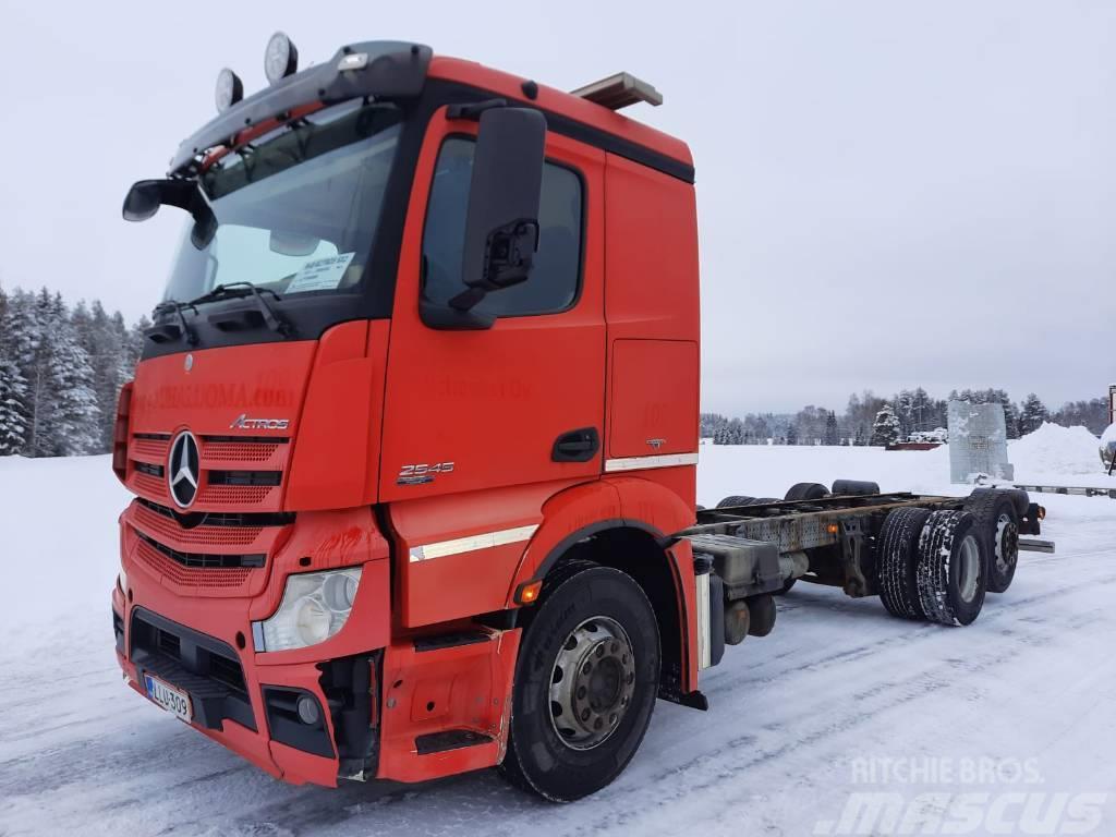 Mercedes-Benz Actros 2545 Chassis