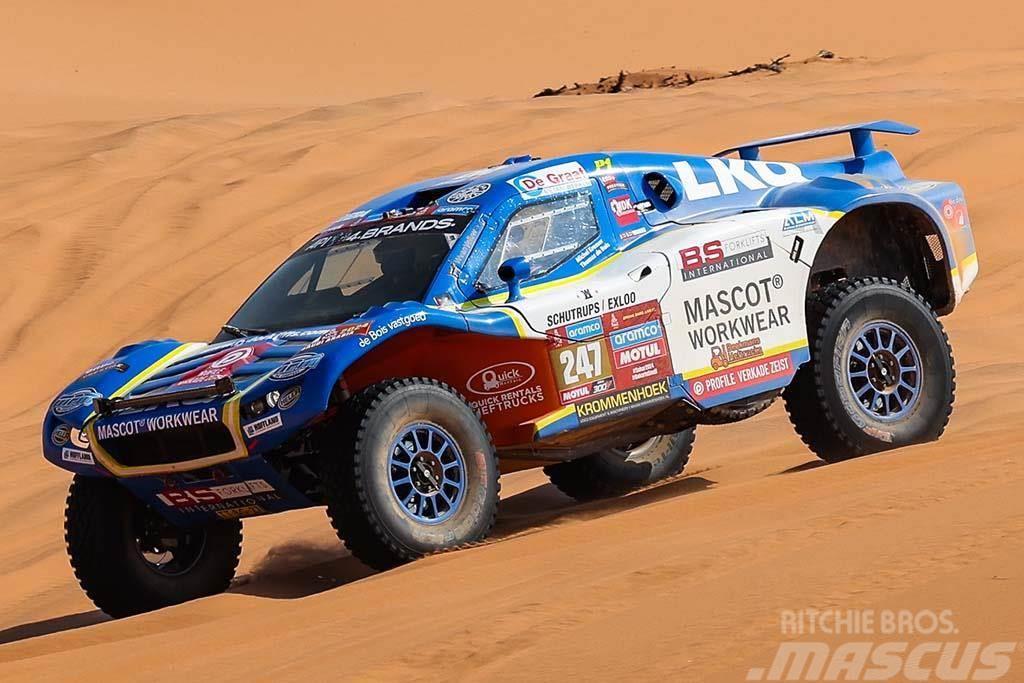 Century CR6 rally raid car, as new, FIA/Dakar Spec Redskabsbærere