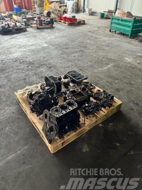 Isuzu 3CD1 USED ENGINE PARTS Motorer
