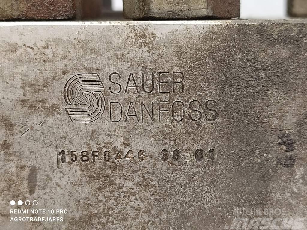 Sauer Danfoss Hydraulic block 158F0446 38 01 Hydraulik