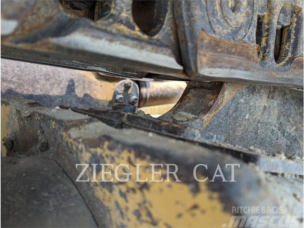 CAT D6N Bulldozer på larvebånd